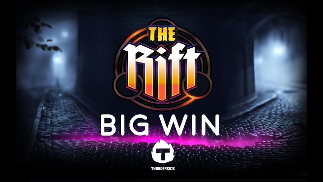 Игровой аппарат The Rift
